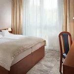 Pinia & Špindlerŭv Mlýn