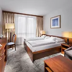 Otel Pinia &