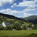 Otel Pinia &