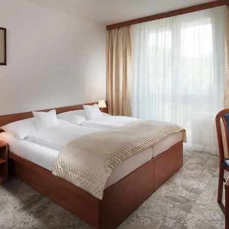Hotel Pinia & Špindlerŭv Mlýn