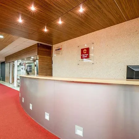 Hotel Pinia &