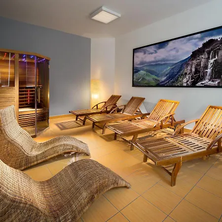 Hotel Pinia & Spindleruv Mlyn