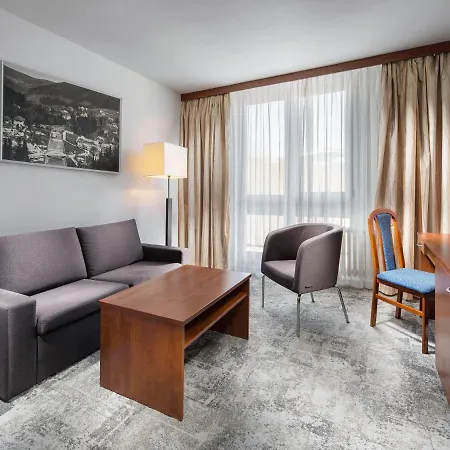 Pinia & 4* Spindleruv Mlyn