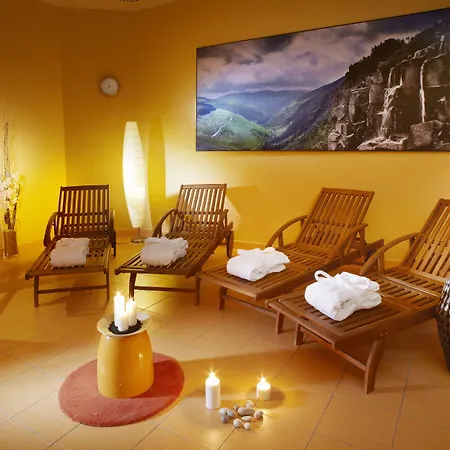 Pinia & Hotel 4*