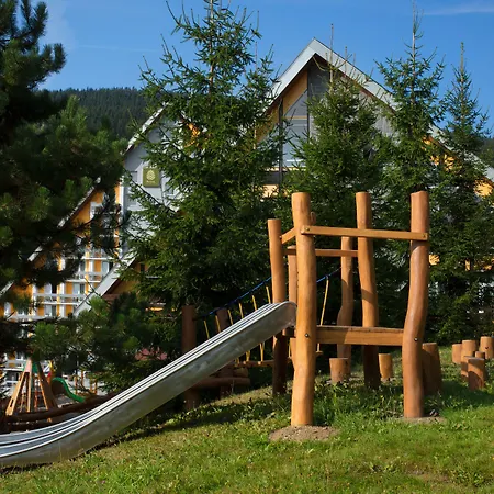 Hotel Pinia & Špindlerŭv Mlýn