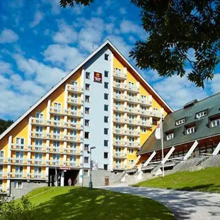 Pinia & Hotel Spindleruv Mlyn