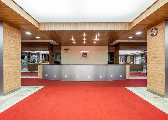 Pinia & Hotel 4*